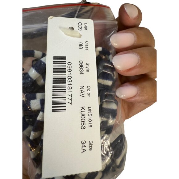 Navy Blue Striped Strapless Underwire Bra With‎ Removable Straps - Picture 4 of 10